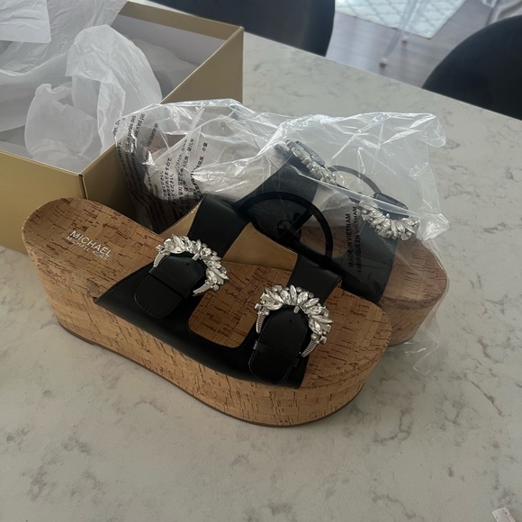 Michael Kors Platform Slides with Rhinestone detail - Picture 4 of 8